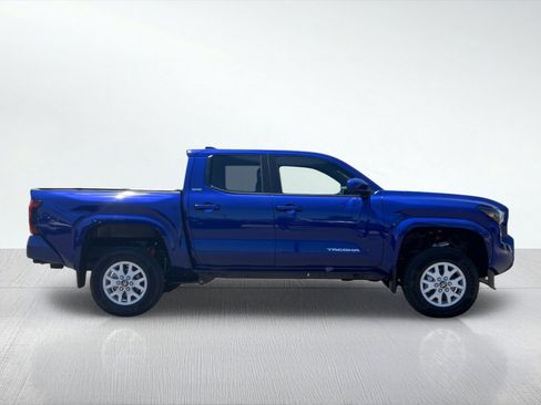 New 2025 Toyota Tacoma SR5 image 9
