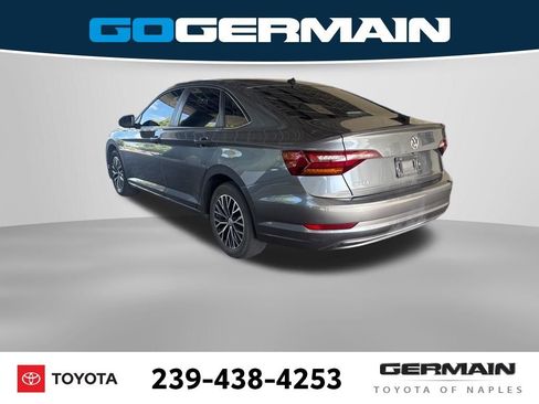 Used 2019 Volkswagen Jetta R-Line image 4