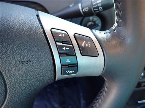 Used 2011 Chevrolet Malibu LTZ w/ HFV6 Engine Package image 20