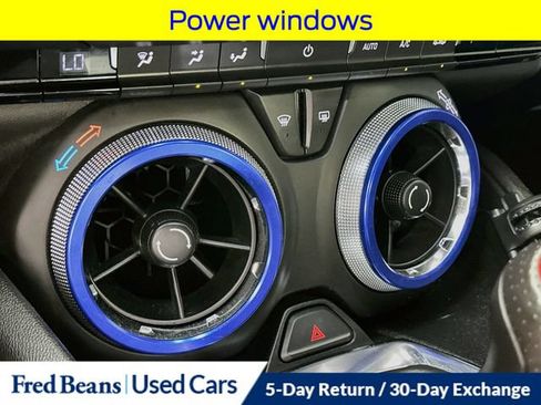 Used 2020 Chevrolet Camaro SS RWD image 17