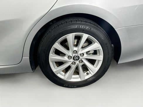 Used 2022 Toyota Camry LE FWD image 11