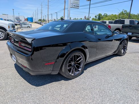 Used 2019 Dodge Challenger SRT Hellcat Redeye RWD image 5