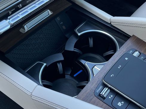 Used 2026 Mercedes-Benz GLE 450 4MATIC Coupe image 17