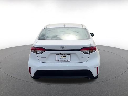Used 2025 Toyota Corolla LE FWD image 12