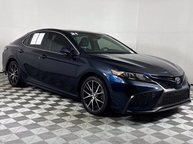Used 2021 Toyota Camry SE FWD image 8