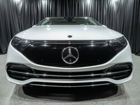 Used 2023 Mercedes-Benz EQS 450+ Sedan image 2