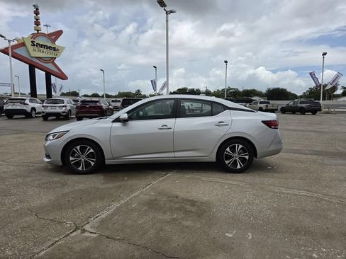 Used 2023 Nissan Sentra SV FWD image 2