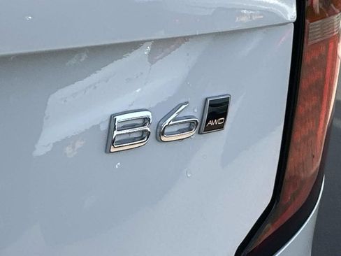 New 2026 Volvo XC90 B6 Plus w/ Protection Package Premier AWD/4WD image 23