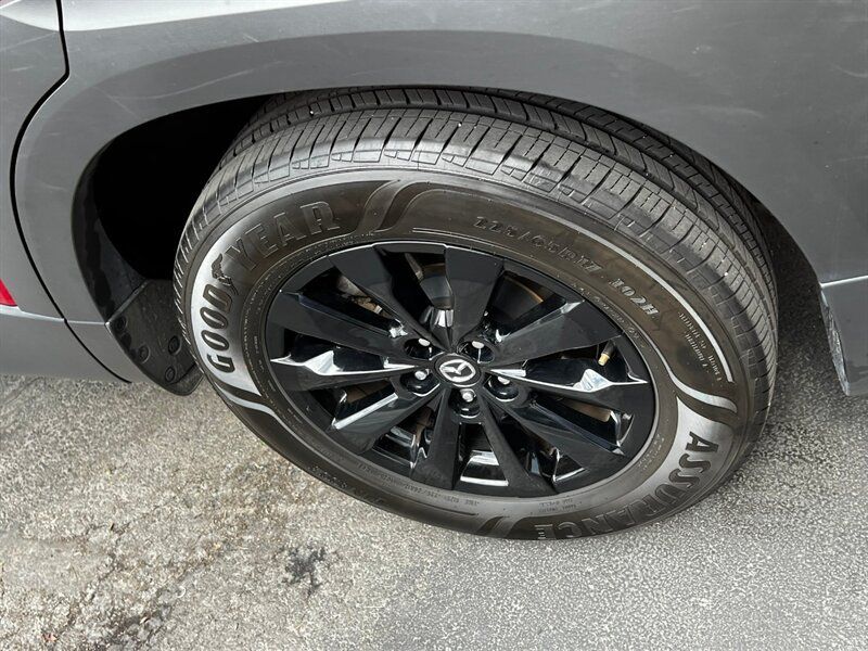 Used 2025 MAZDA CX-50 AWD 2.5 S w/ Premium Package image 13
