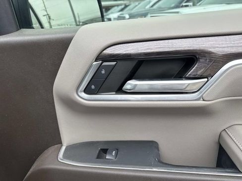 Used 2024 Chevrolet Silverado 1500 LTZ w/ LTZ Premium Package image 20