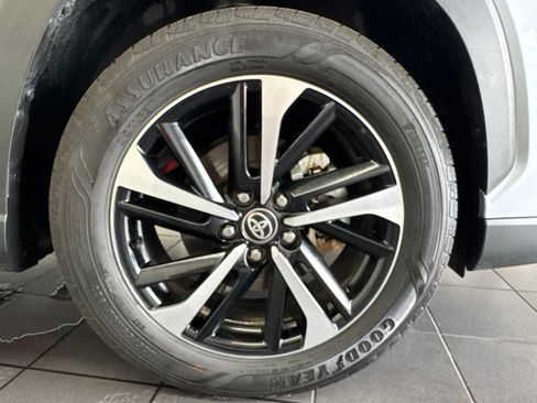 Used 2025 Toyota Corolla Cross AWD Hybrid w/ Convenience Package image 56