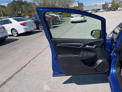Used 2015 Honda Fit LX image 10