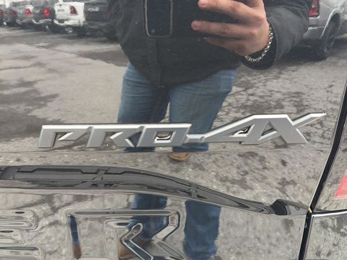 Used 2023 Nissan Frontier PRO-4X w/ Tow Package image 9