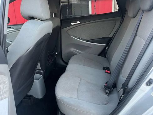 Used 2013 Hyundai Accent GLS FWD image 8