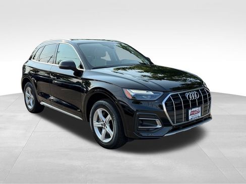 Used 2023 Audi Q5 2.0T Premium w/ Convenience Package AWD/4WD image 4