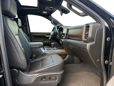 Used 2023 Chevrolet Silverado 1500 High Country image 27