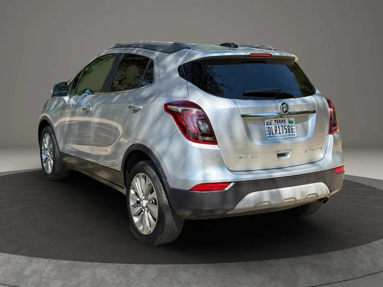 Used 2018 Buick Encore Preferred FWD image 4
