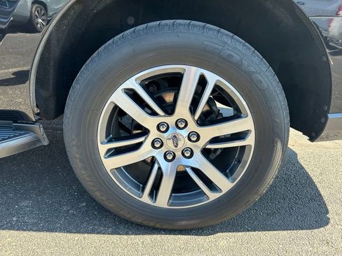 Used 2024 Ford Expedition Limited AWD/4WD image 13