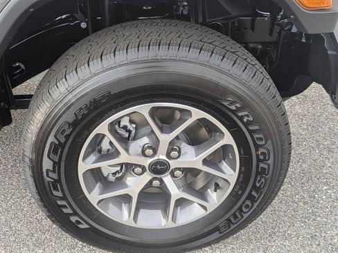 New 2026 Jeep Gladiator Sport image 14