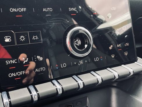 New 2026 GMC Terrain AT4 w/ Technology Package II image 16