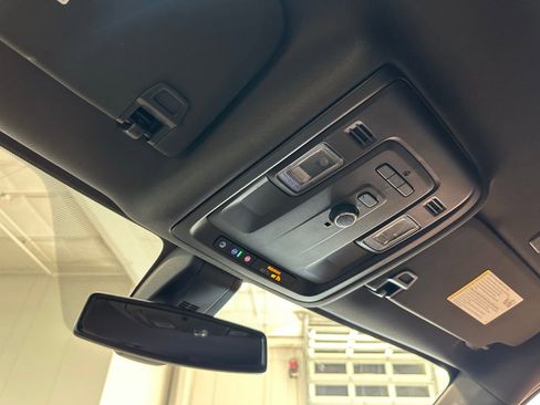 Used 2022 Chevrolet Tahoe Z71 w/ Max Trailering Package image 35