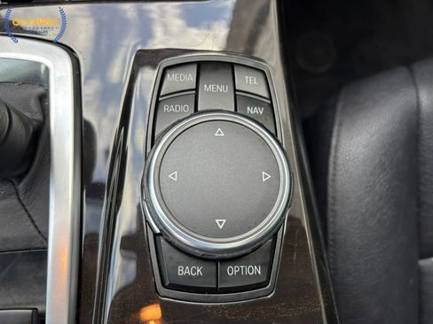 Used 2016 BMW 528i Sedan image 32