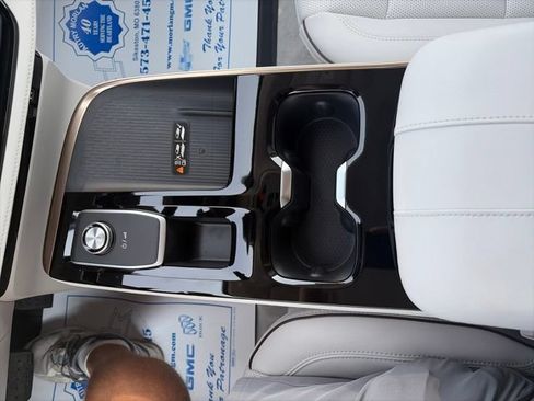 New 2026 Buick Enclave Avenir w/ Super Cruise Package AWD/4WD image 23