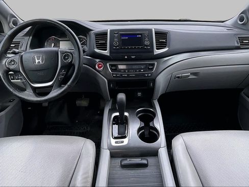 Used 2018 Honda Ridgeline RTL image 16