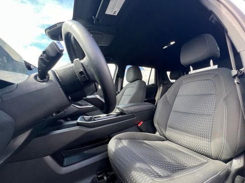 Used 2025 Chevrolet Equinox LT w/ Midnight Edition image 16