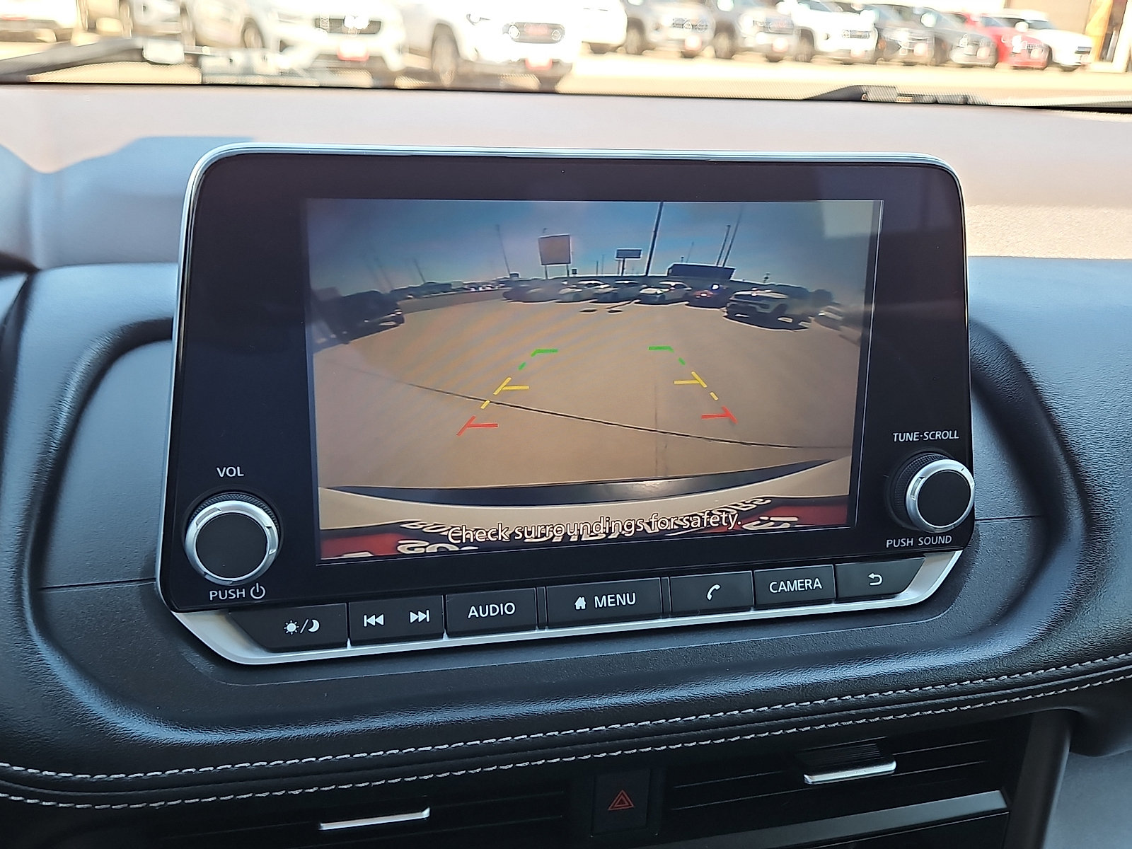 Used 2023 Nissan Rogue SV FWD image 15