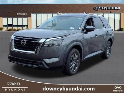 Used 2024 Nissan Pathfinder SV