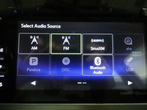 Used 2016 Subaru Legacy 2.5i Premium AWD/4WD image 17