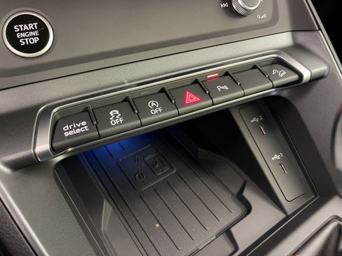 New 2025 Audi Q3 2.0T Premium Plus image 33