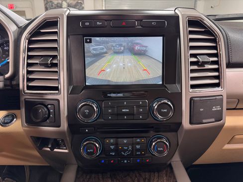 Used 2017 Ford F350 Lariat w/ Lariat Ultimate Package image 22