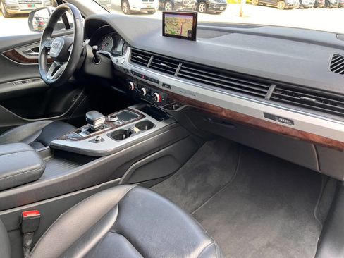 Used 2019 Audi Q7 2.0T Premium w/ Convenience Package AWD/4WD image 26