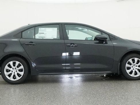 New 2026 Toyota Corolla LE FWD image 3