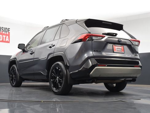 Used 2022 Toyota RAV4 XSE image 30