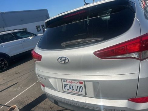 Used 2017 Hyundai Tucson SE image 4