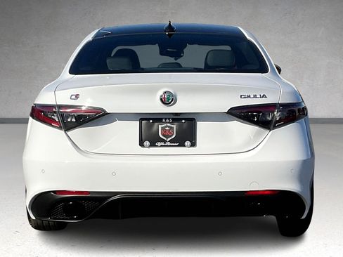 New 2025 Alfa Romeo Giulia w/ Driving Assist Package image 4