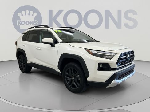 Used 2024 Toyota RAV4 Adventure AWD/4WD image 2