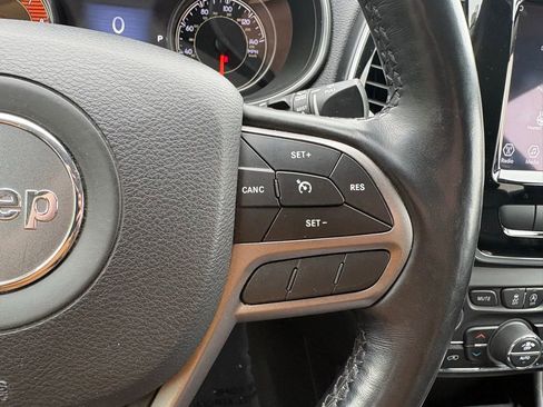 Used 2019 Jeep Cherokee Limited AWD/4WD image 19