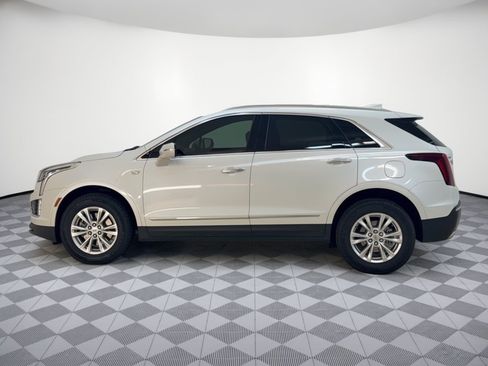 Certified 2023 Cadillac XT5 Luxury FWD image 2