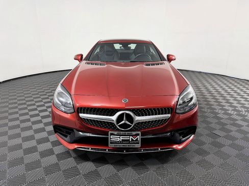 Used 2019 Mercedes-Benz SLC 300 image 4