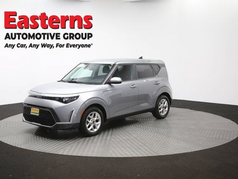 Used 2024 Kia Soul LX w/ Option Group 015 FWD image 55