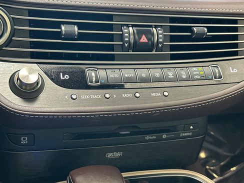 Used 2019 Lexus LS 500 w/ Interior Upgrade Package image 22