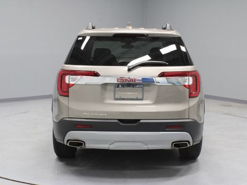 Used 2023 GMC Acadia SLE w/ Driver Convenience Package FWD image 10