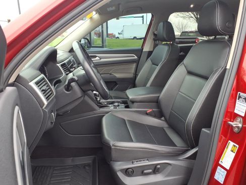 Used 2021 Volkswagen Atlas SEL R-Line image 8