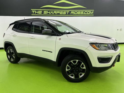 Used 2018 Jeep Compass Trailhawk w/ Cold Weather Group AWD/4WD image 1
