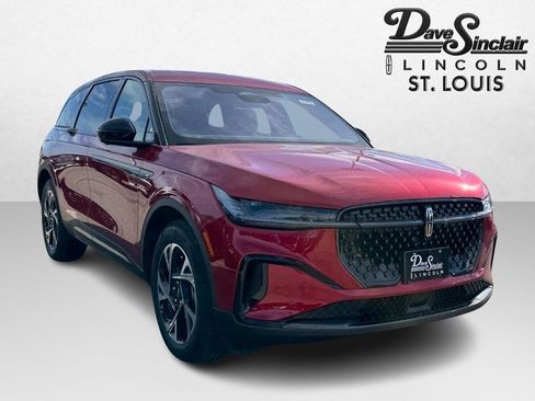 New 2025 Lincoln Nautilus Premier w/ Equipment Group 102A image 3