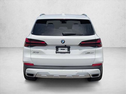 Used 2026 BMW X5 sDrive40i w/ Climate Comfort Package image 6